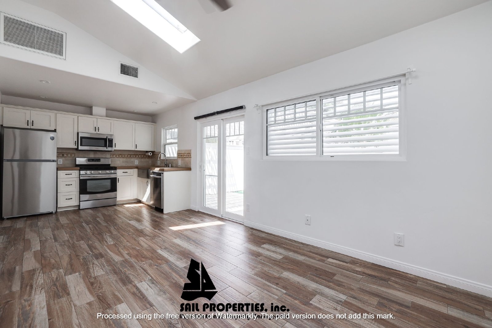 Beautifully Remodeled Apartment in Huntington Beach property image