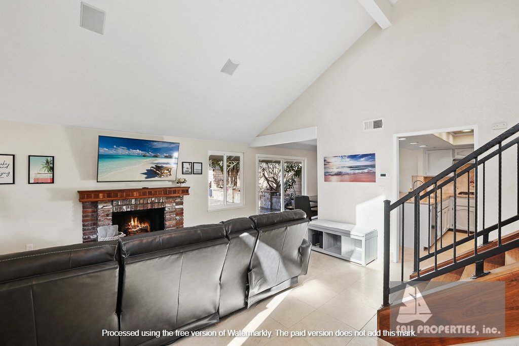 Beach townhome Vacation Rental with two car garage! property image