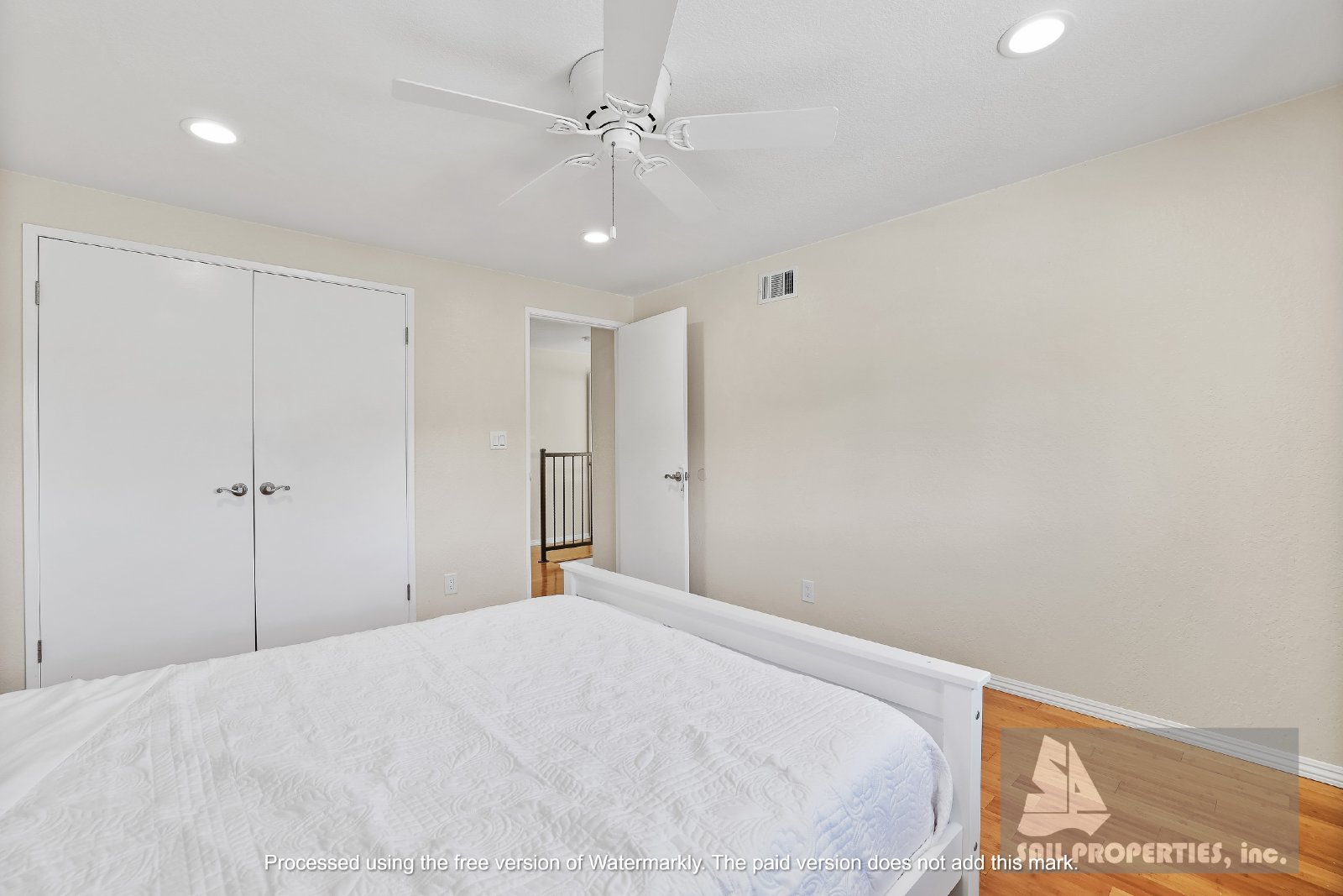 Beach townhome Vacation Rental with two car garage! property image