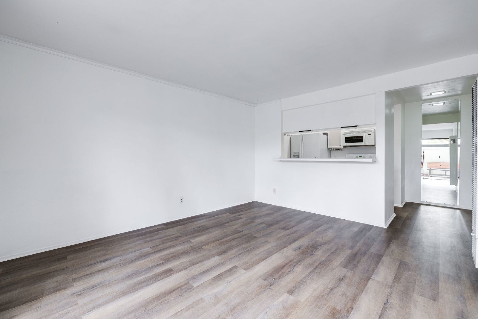 Affordable Beach Condo with large patio! property image