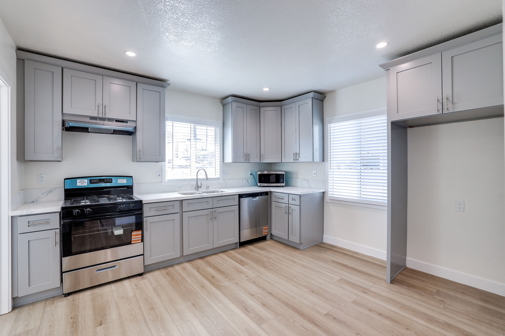 Self-Managing Your Property vs. Hiring a Professional Property Manager: What's Right for You?