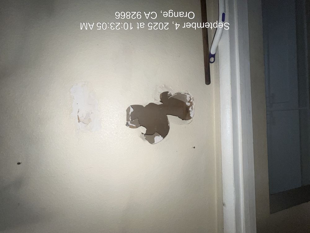 California AB 2801: New Security Deposit Law Requires Landlords to Take Photos – What Self-Managed Landlords Need to Know